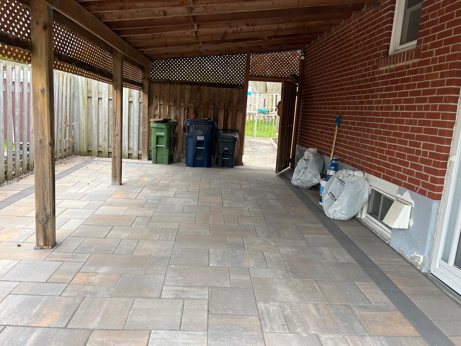 Side walkway cleared after leaf cleanup service